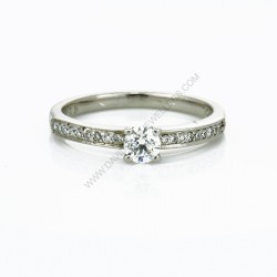 4 Claw and Pave Diamond Engagment Ring